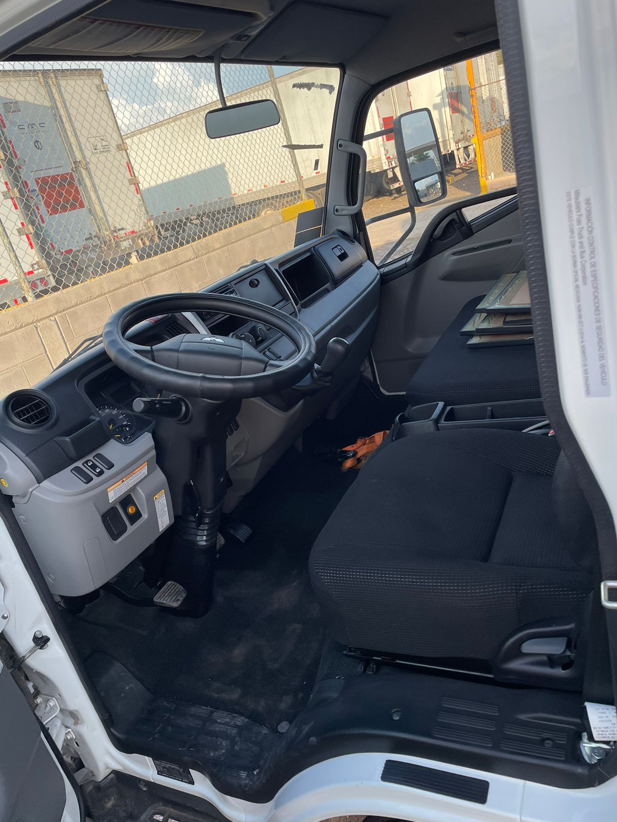 FRIGHTLINER FL360 715H, AÑO 2024, CON CAJA Y RAMPA (3 UNIDADES)