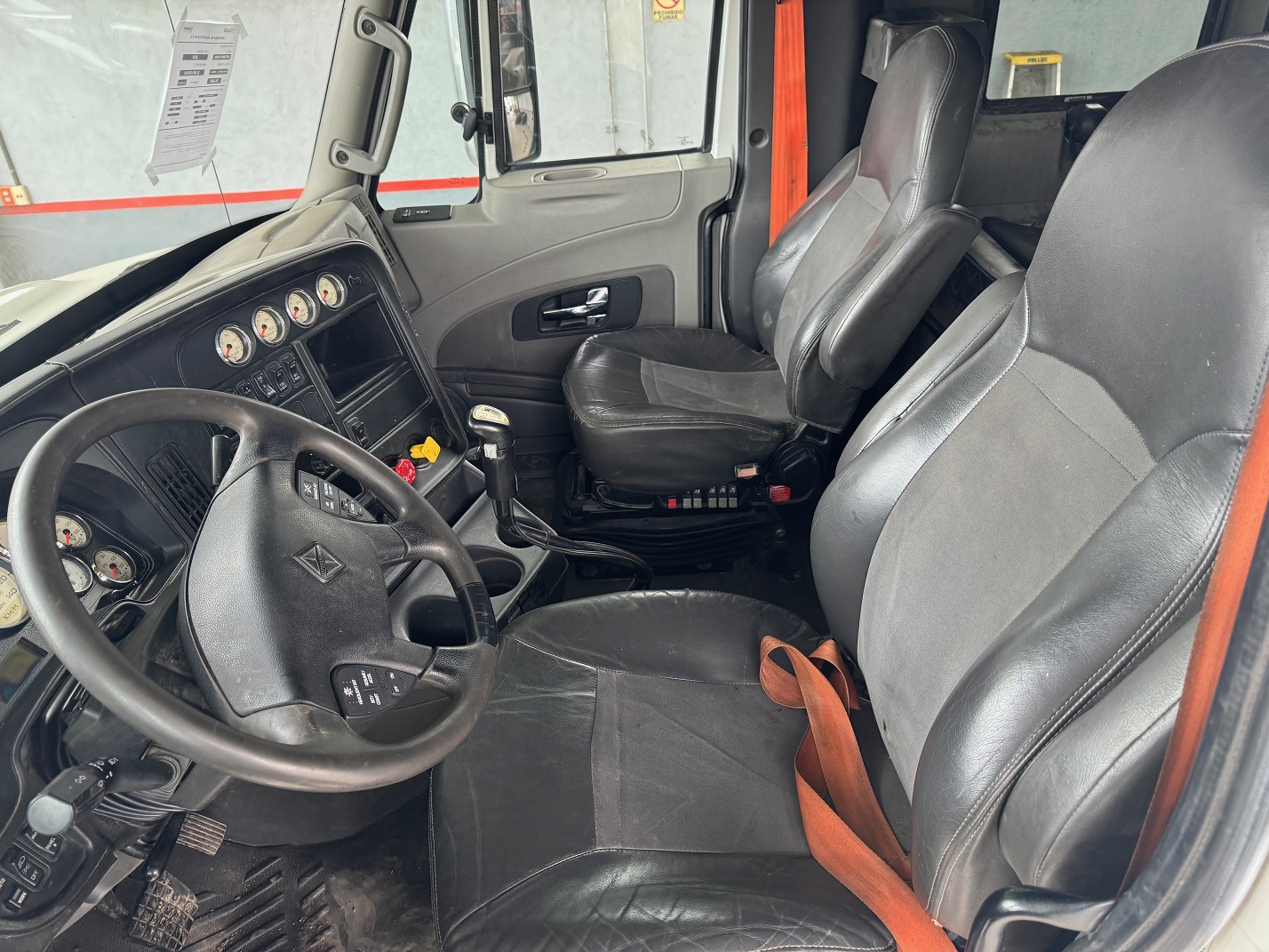 PROSTAR HI-RISE 2020 EURO V (Lote de 2)