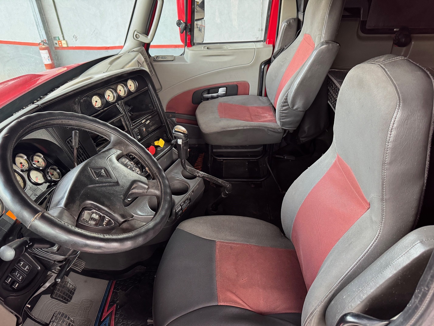 PROSTAR HI-RISE 2017 (Lote de 2)