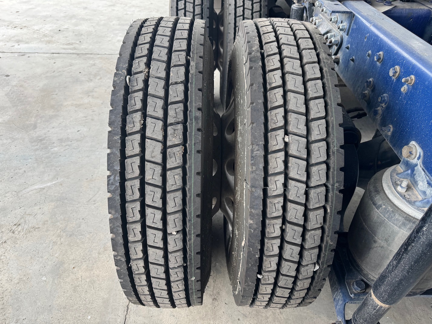 PROSTAR HI-RISE 2020 EURO V (Lote de 2)