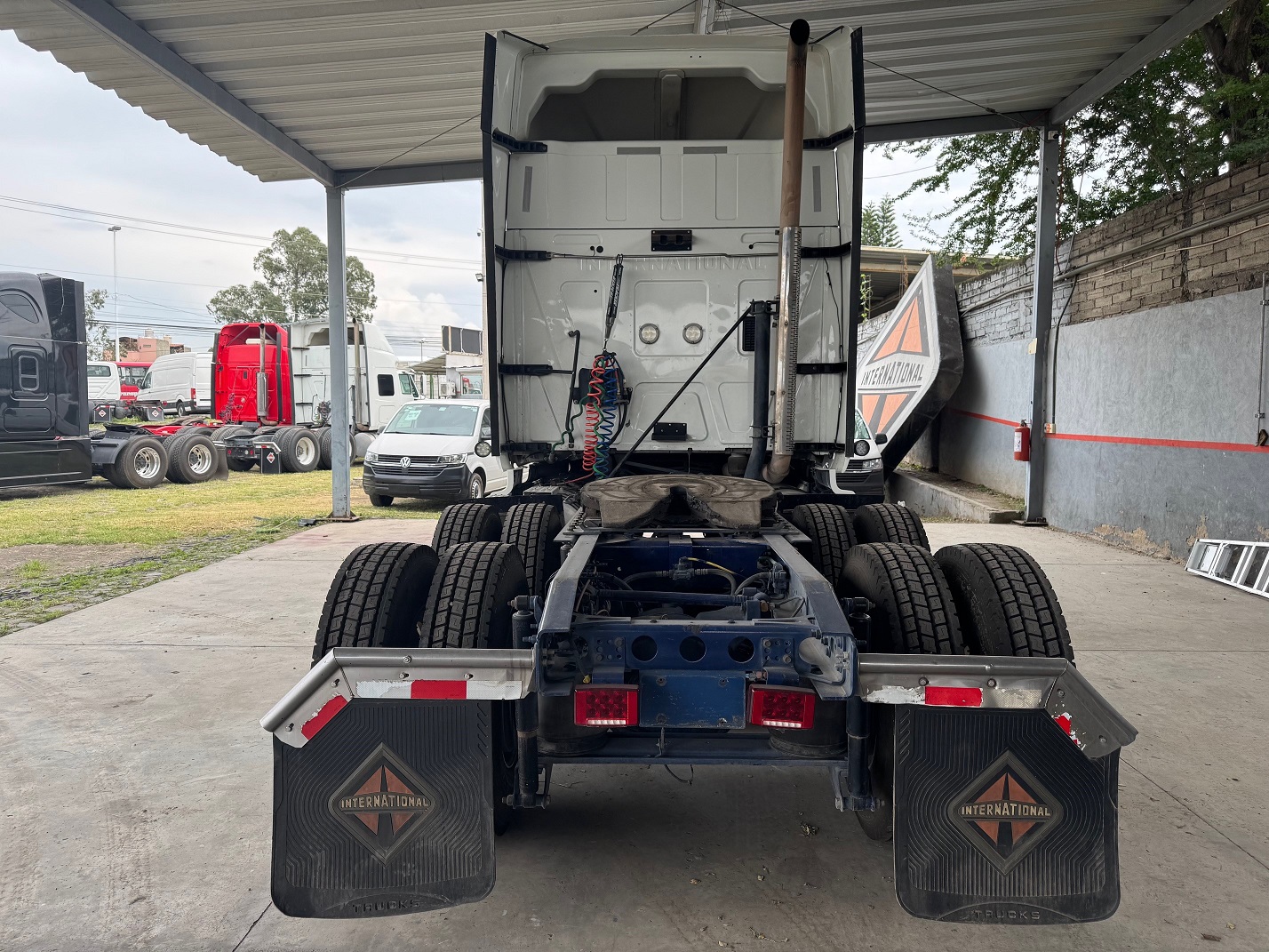 PROSTAR HI-RISE 2020 EURO V (Lote de 2)