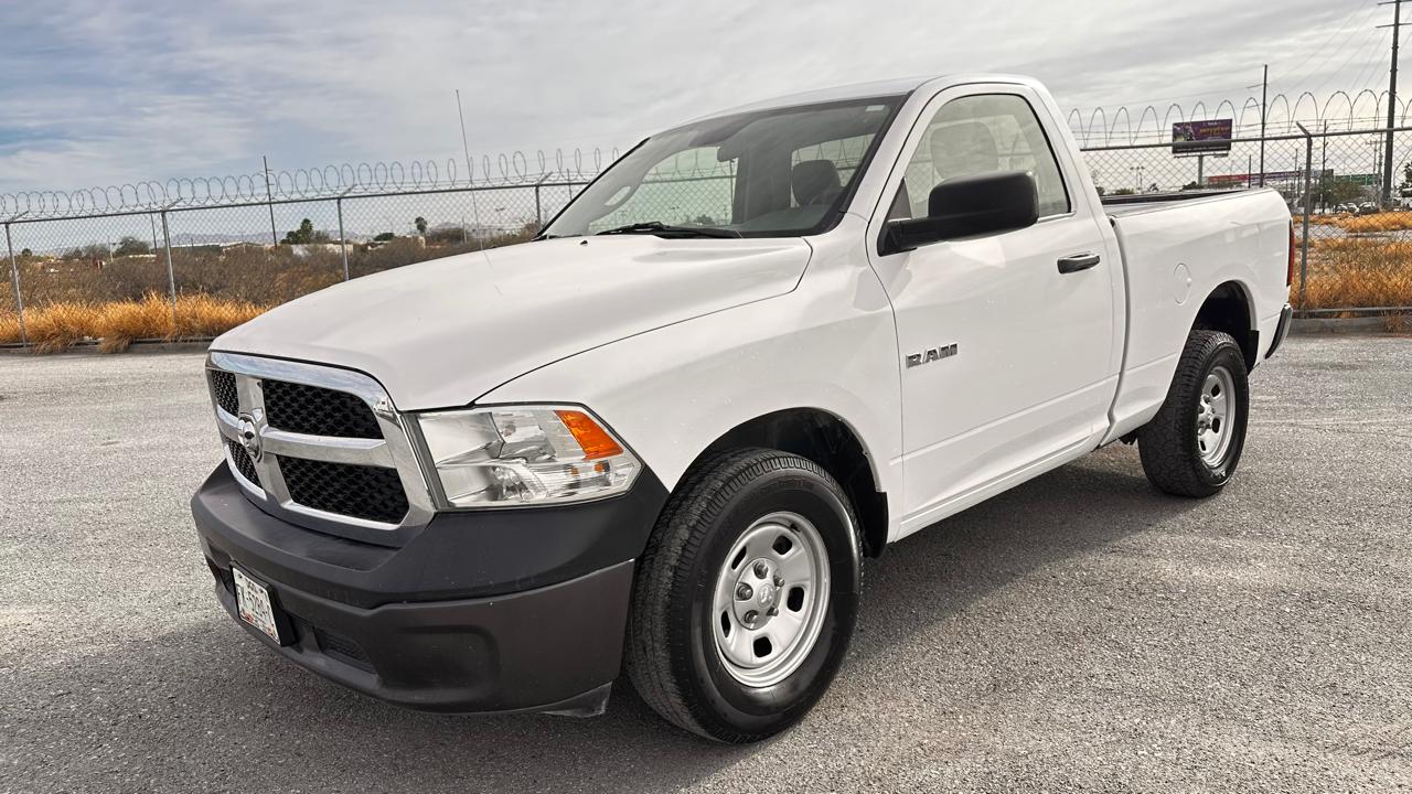 DODGE 1500 ST REG CAB 4X2 V6 AT