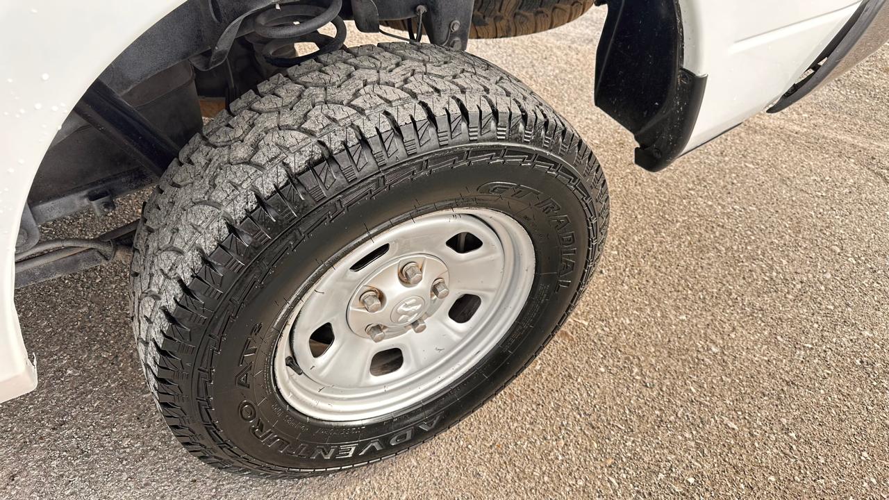 DODGE 1500 ST REG CAB 4X2 V6 AT