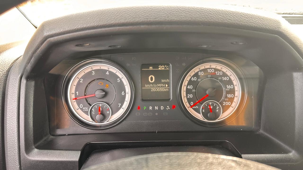 DODGE 1500 ST REG CAB 4X2 V6 AT