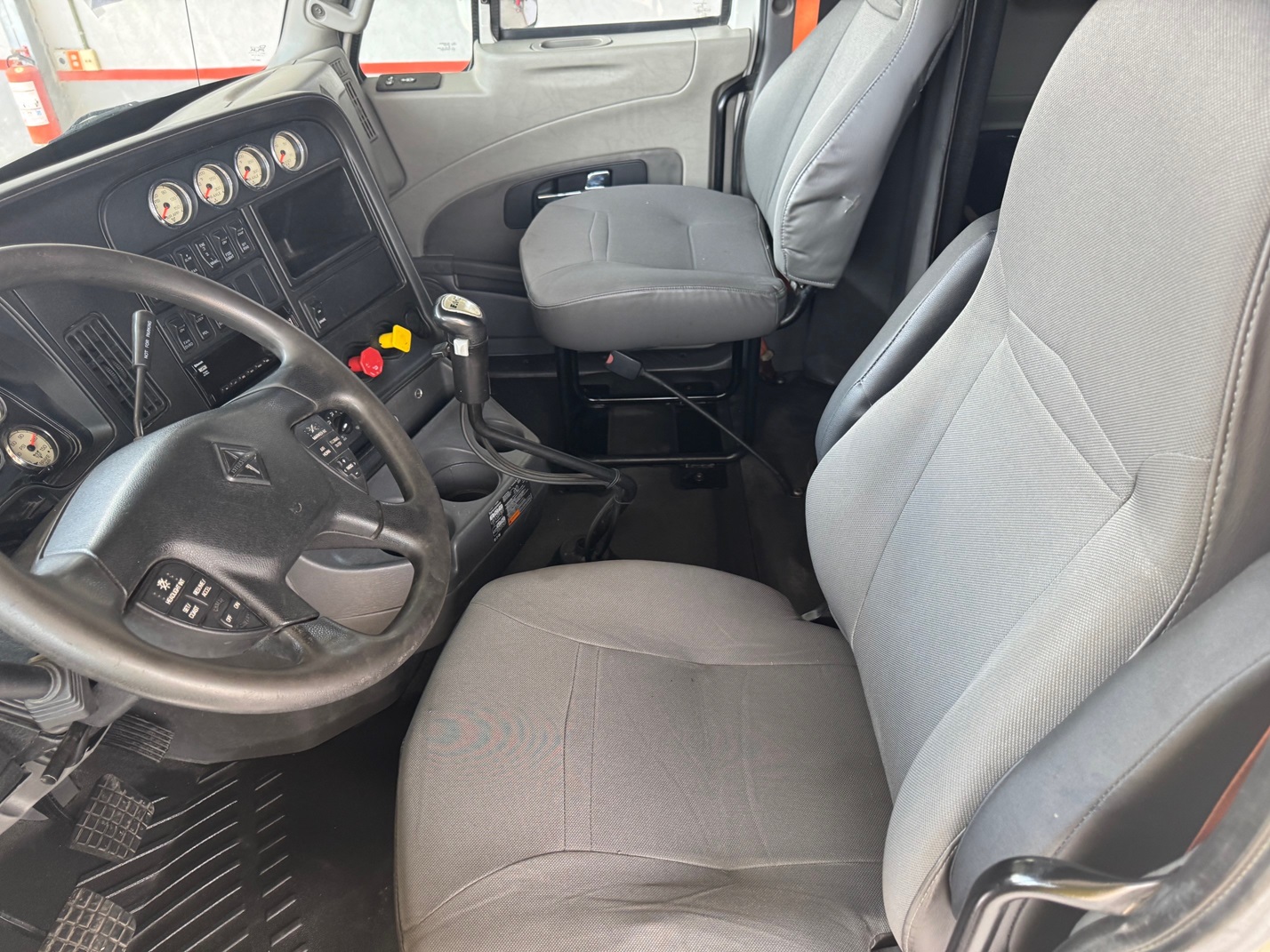 PROSTAR HI-RISE 2019