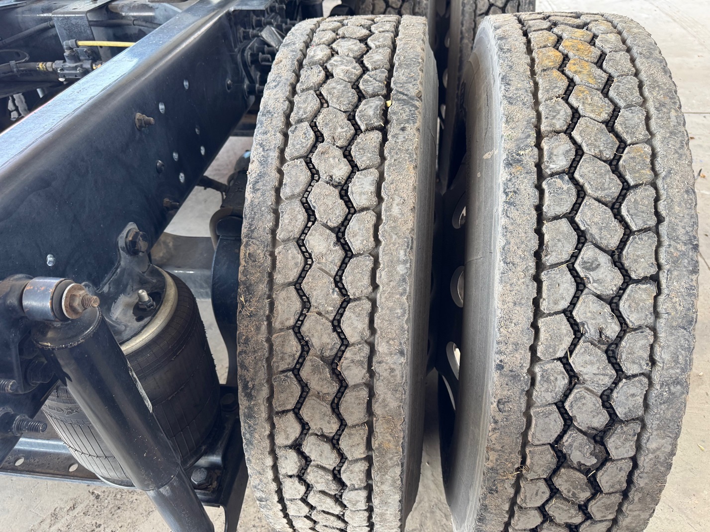 PROSTAR HI-RISE 2020 ULTRASHIFT (Lote de 2)