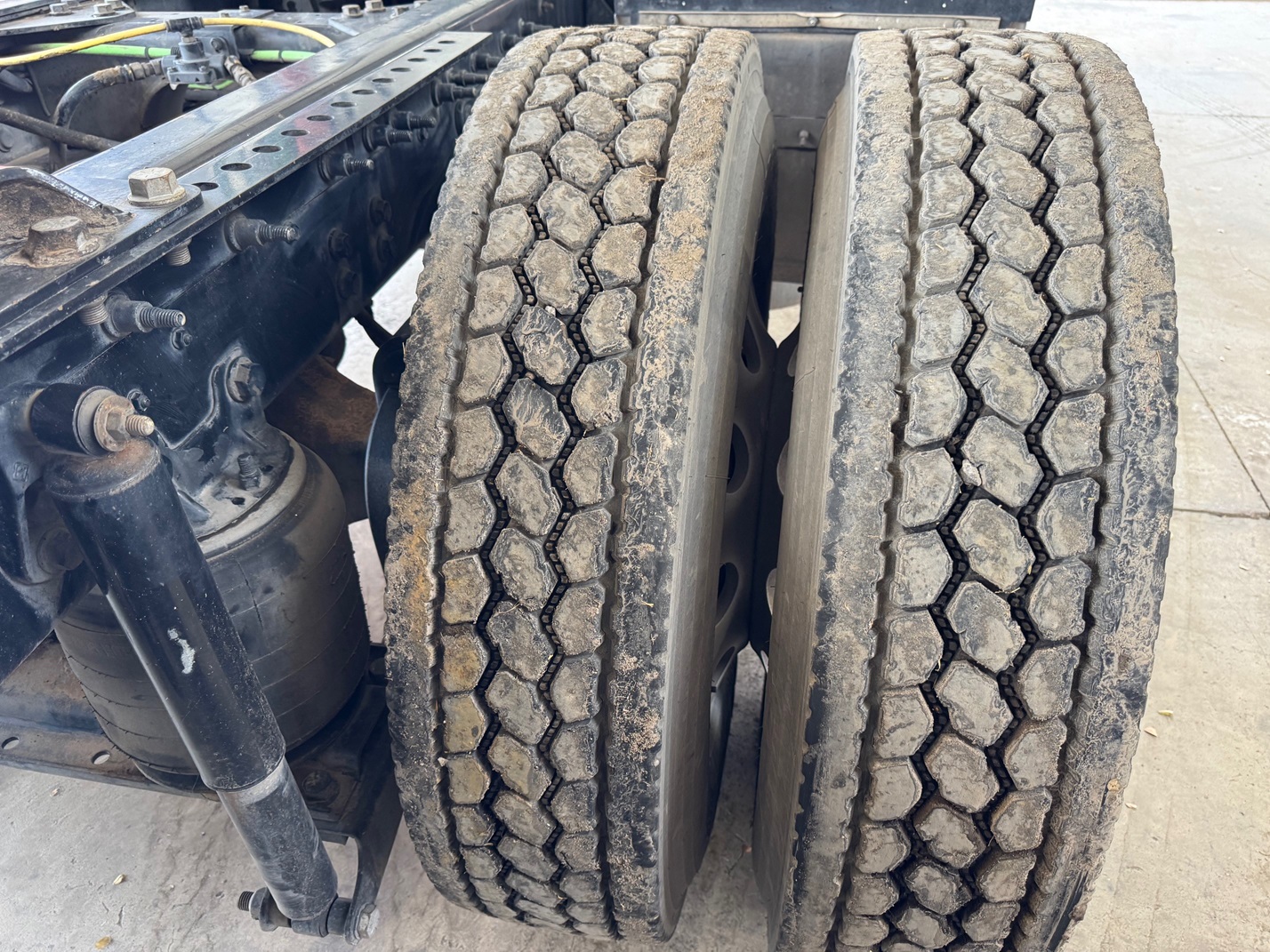 PROSTAR HI-RISE 2020 ULTRASHIFT (Lote de 2)