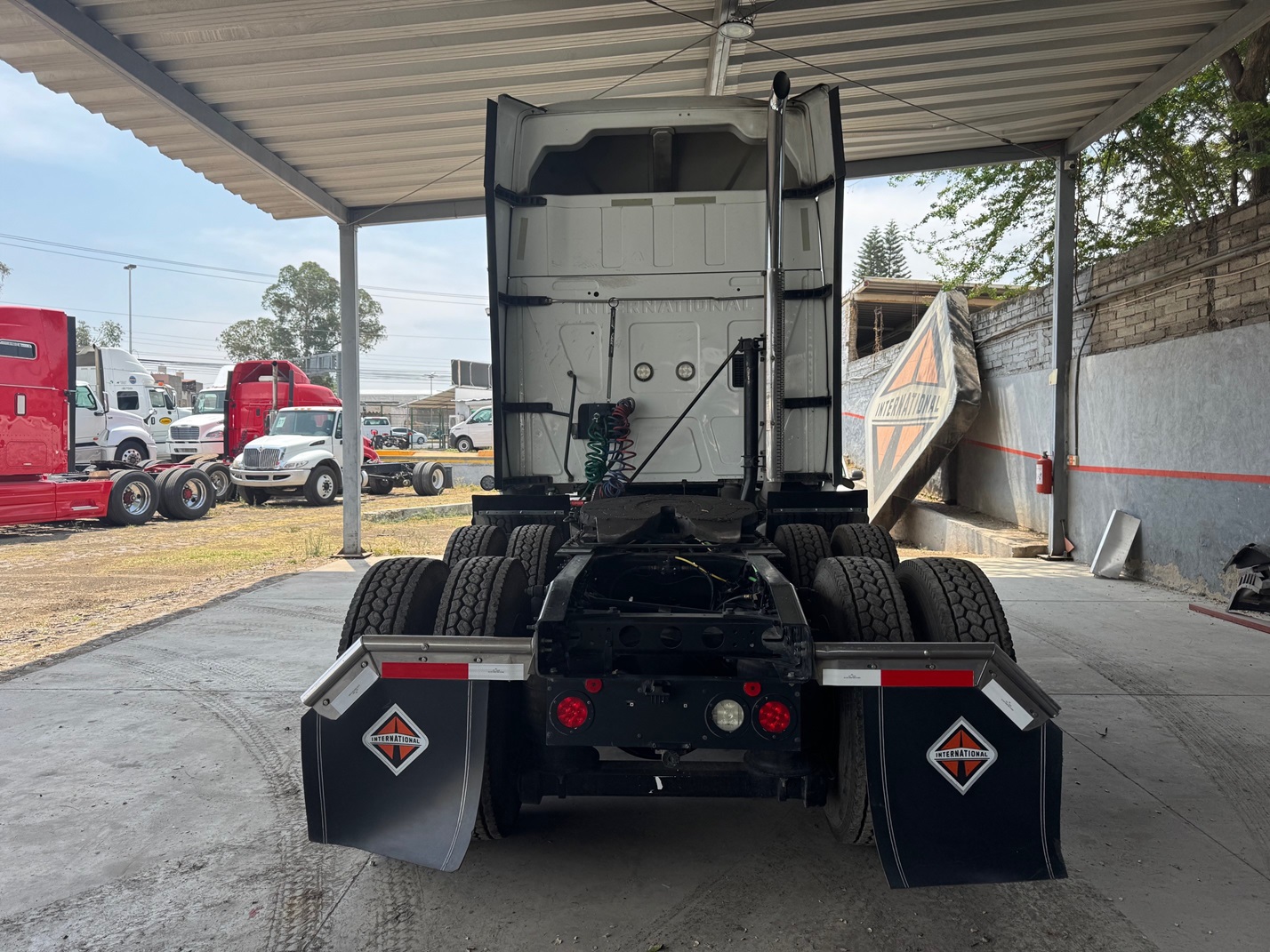 PROSTAR HI-RISE 2019