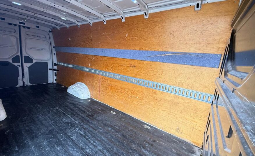 CRAFTER CARGO VAN 2022