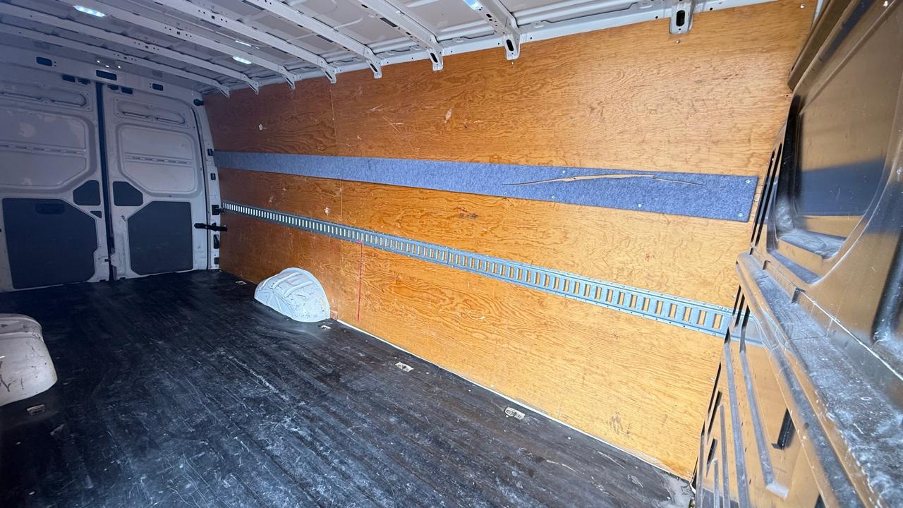 CRAFTER CARGO VAN 2022