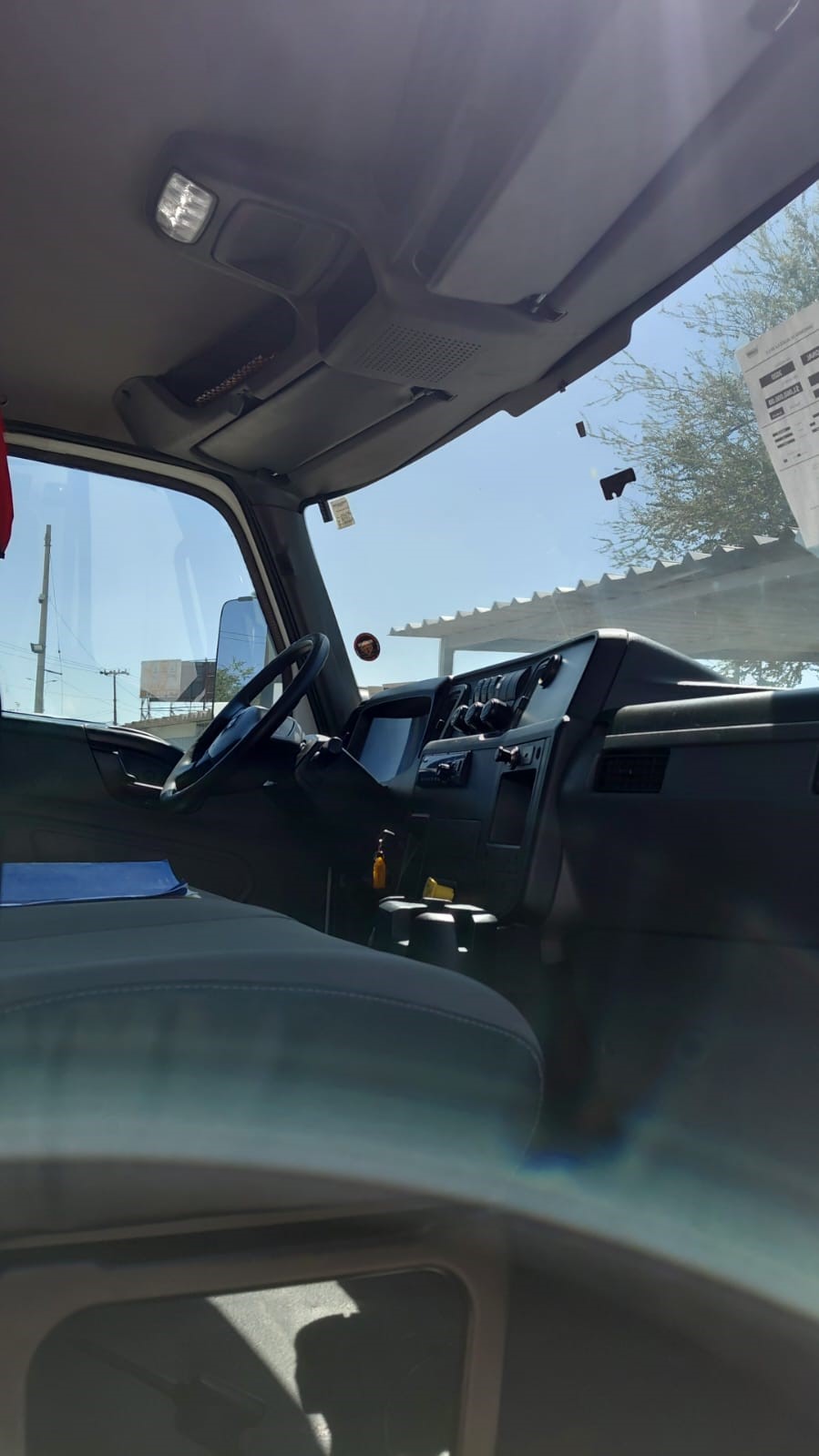 MV 35K 4X2 AUT. 2020