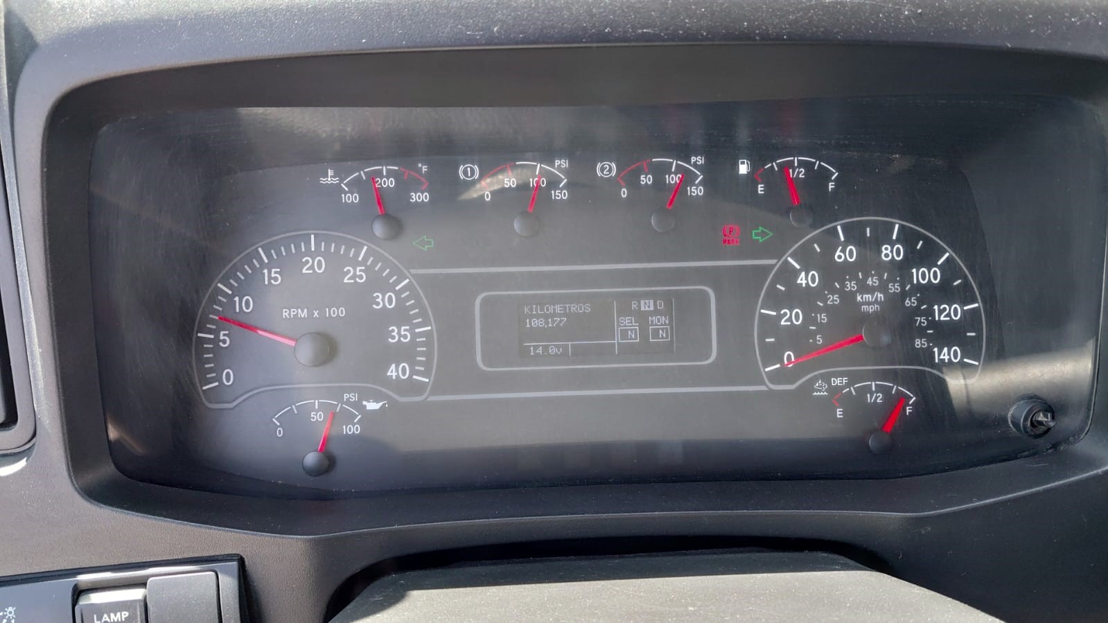 MV 35K 4X2 AUT. 2020