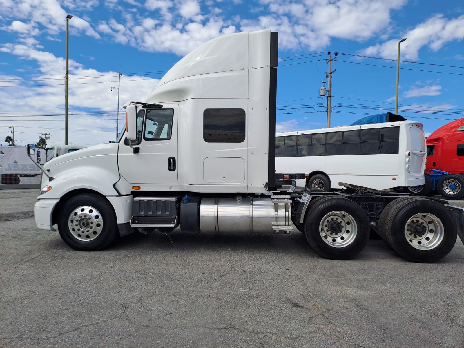 PROSTAR 2018 TM 18VEL
