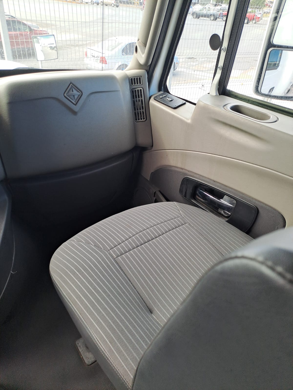 PROSTAR 2018 TM 18VEL