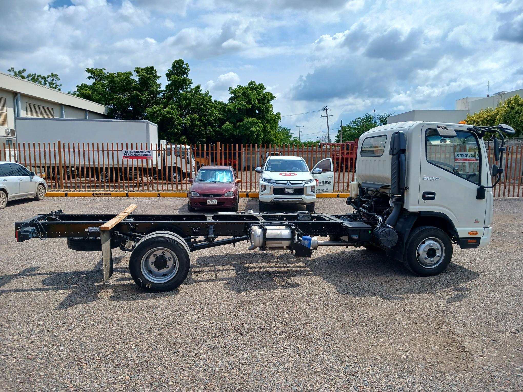 CAMION CITY STAR 5, AÑO 2022 EN CHASIS CABINA