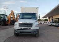 M2 35 K, AÑO 2023, CON CAJA DE 26 PIES