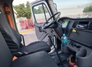 M2 35 K, AÑO 2023, CON CAJA DE 26 PIES