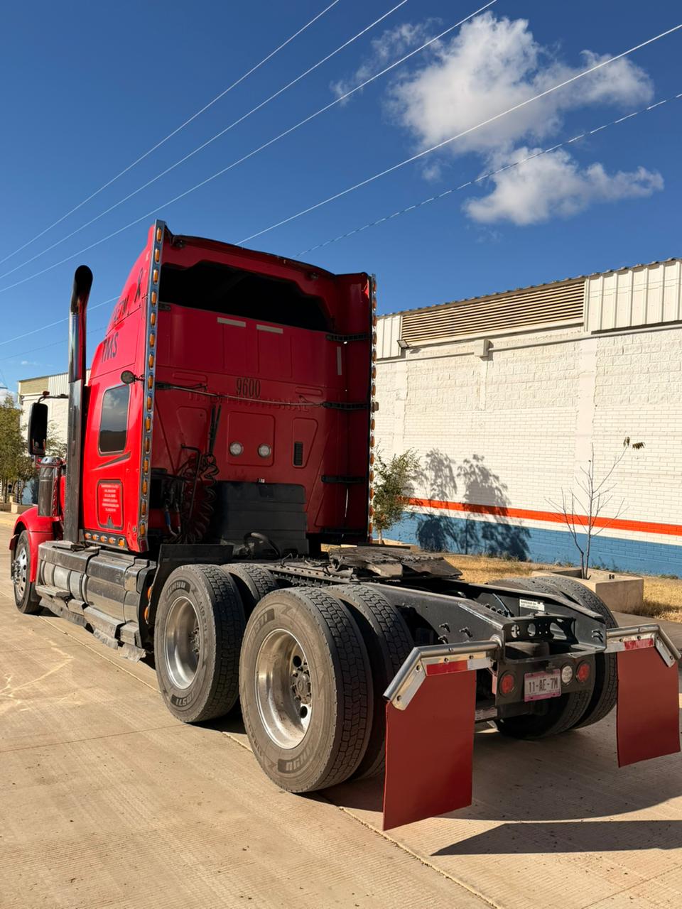 LONESTAR SFA 6X4 AÑO 2017