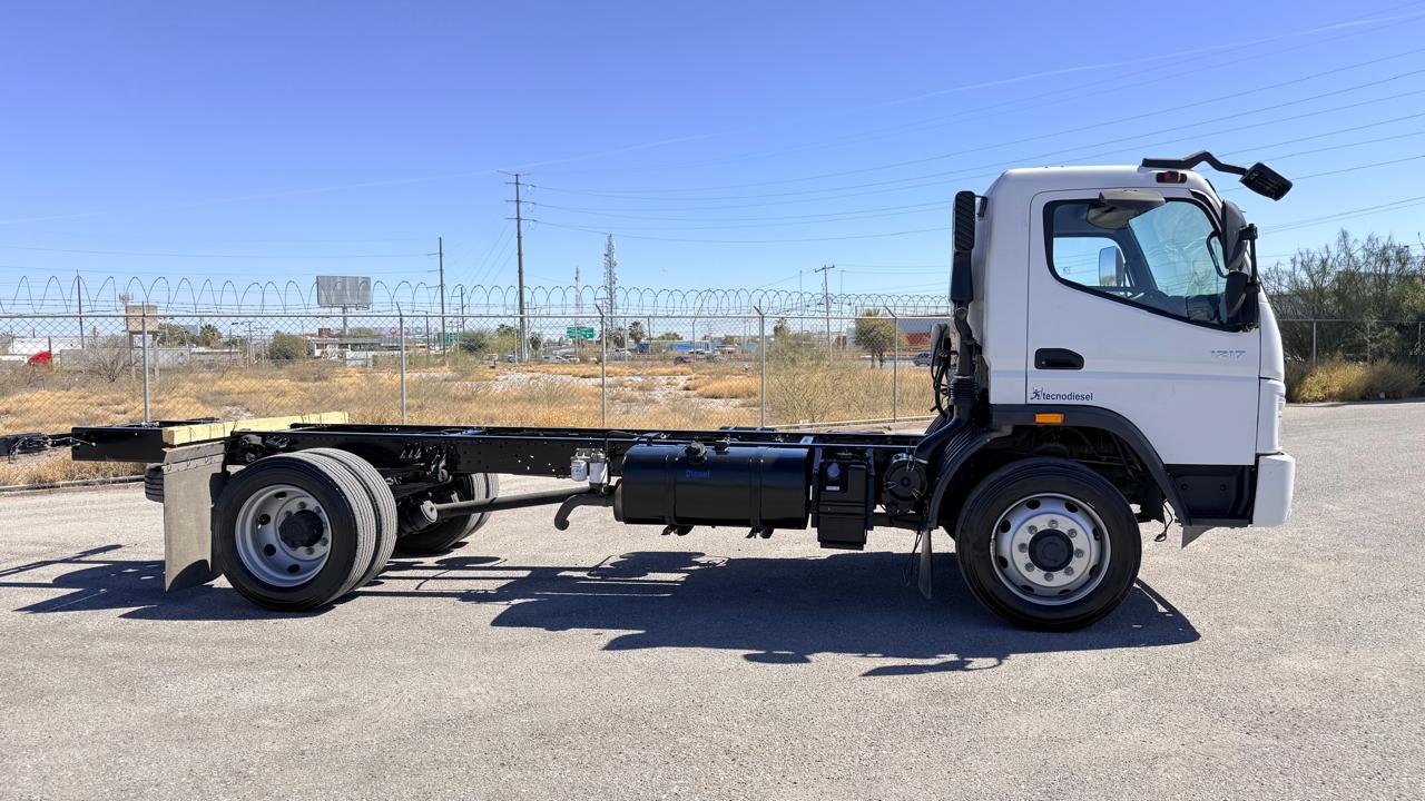 FL 1217R FREIGHTLINER 2023