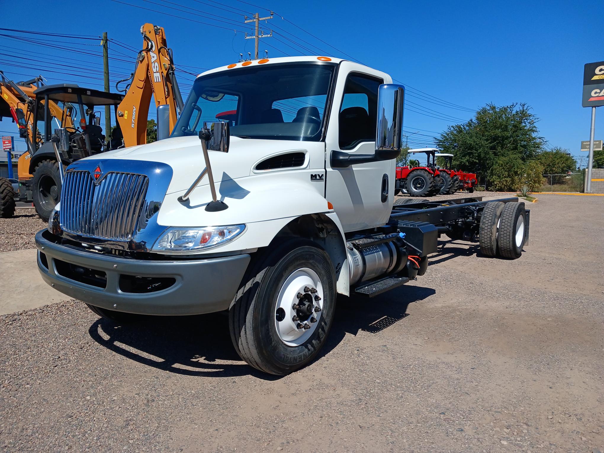 RABON MV 4X2 EN CHASIS CABINA, AÑO 2023