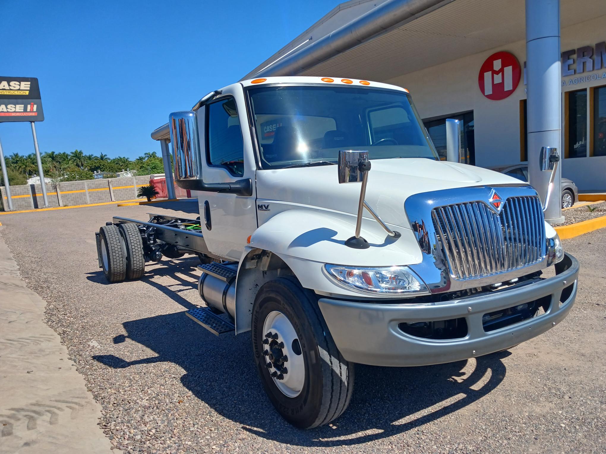 RABON MV 4X2 EN CHASIS CABINA, AÑO 2023