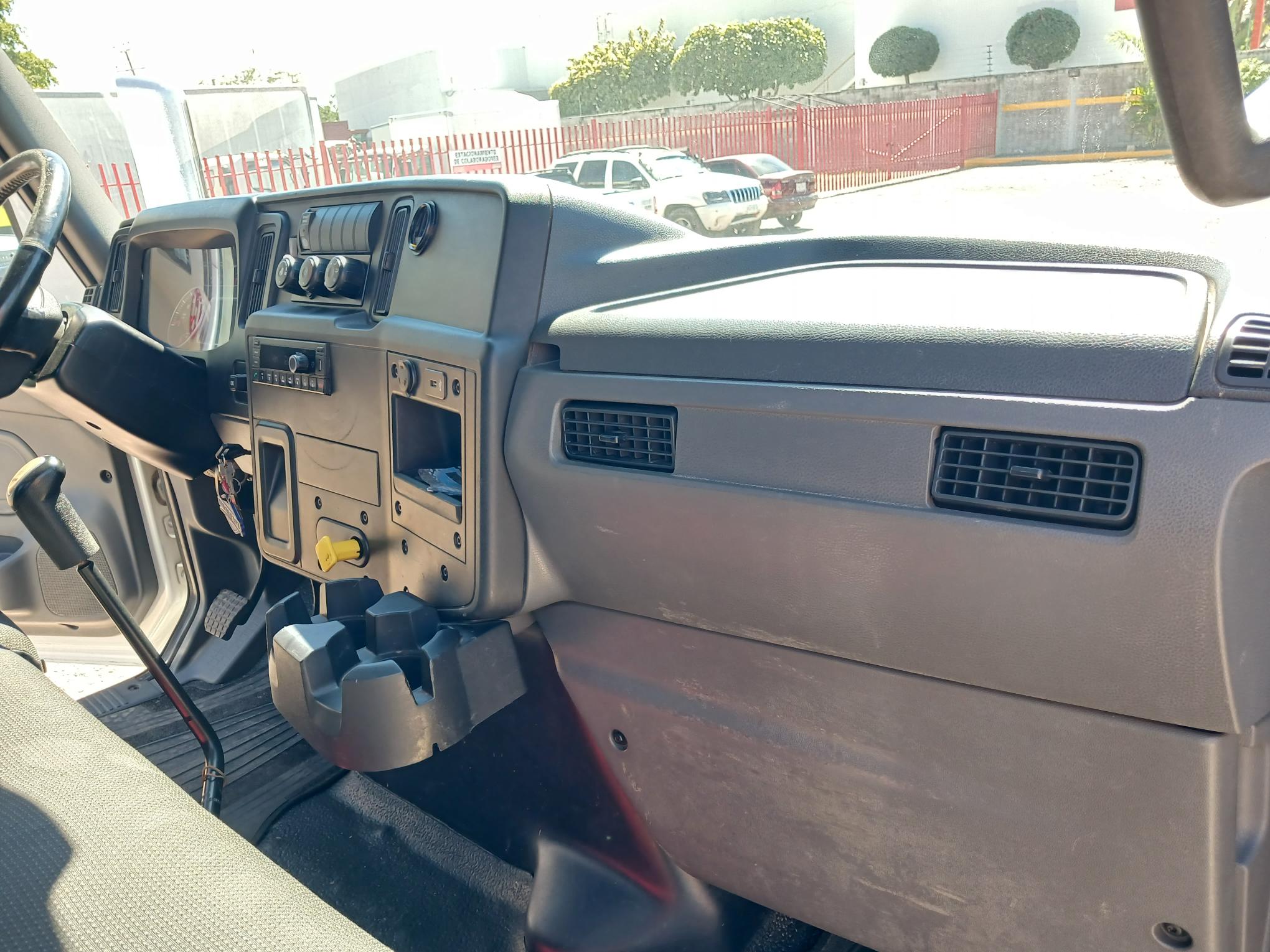 RABON MV 4X2 EN CHASIS CABINA, AÑO 2023