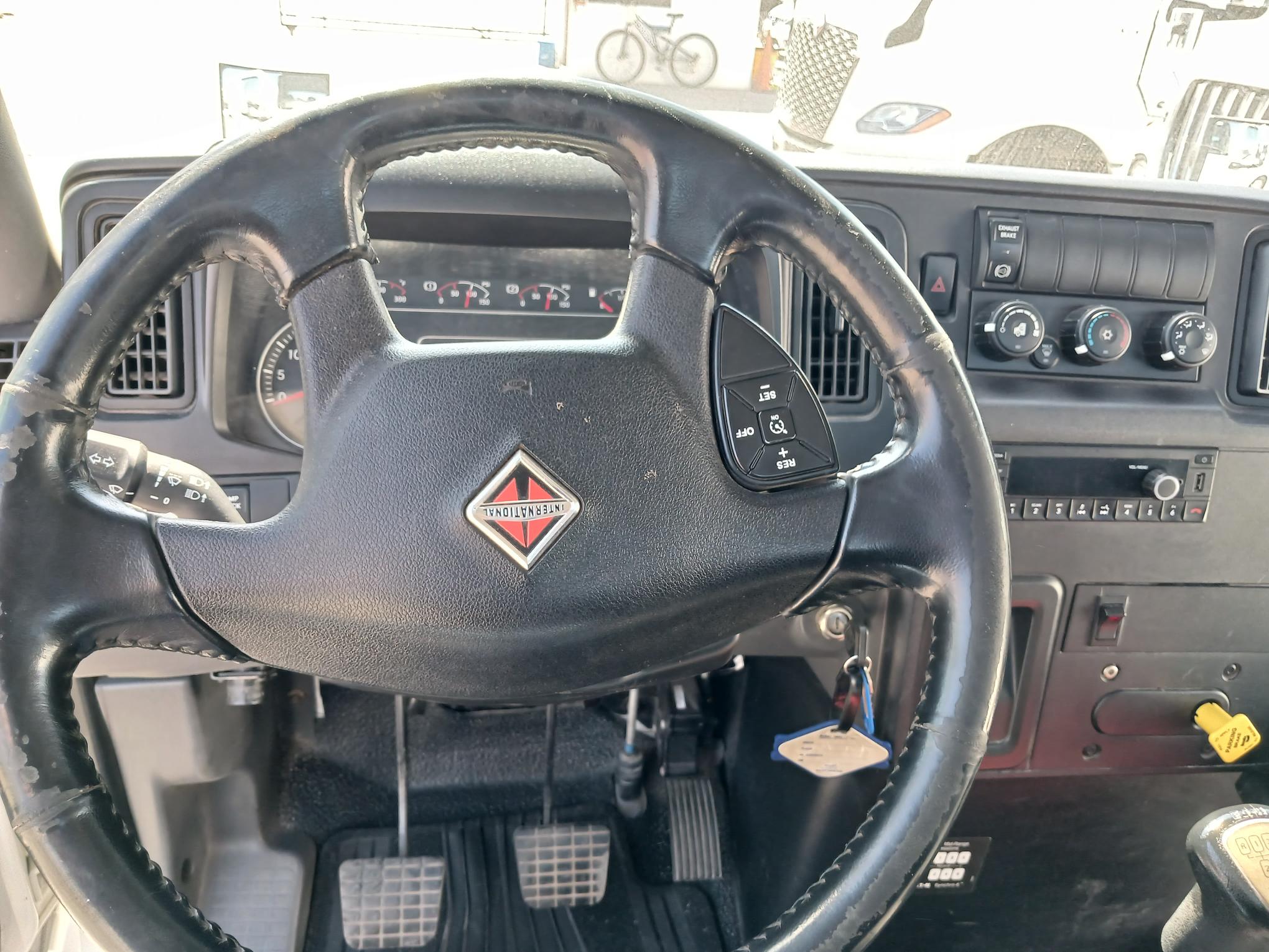 RABON MV 4X2 EN CHASIS CABINA, AÑO 2023