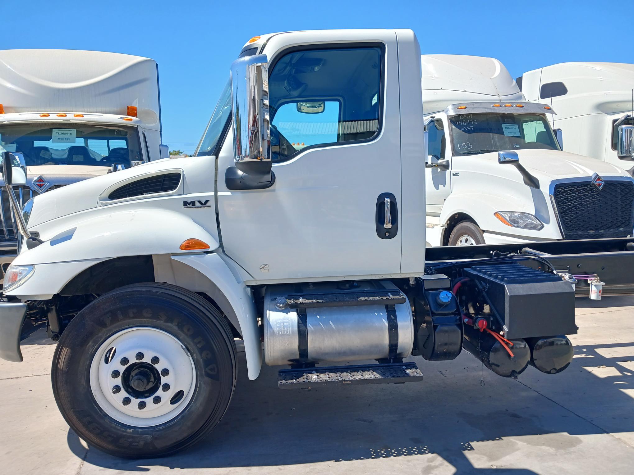 RABON MV 4X2 EN CHASIS CABINA, AÑO 2023