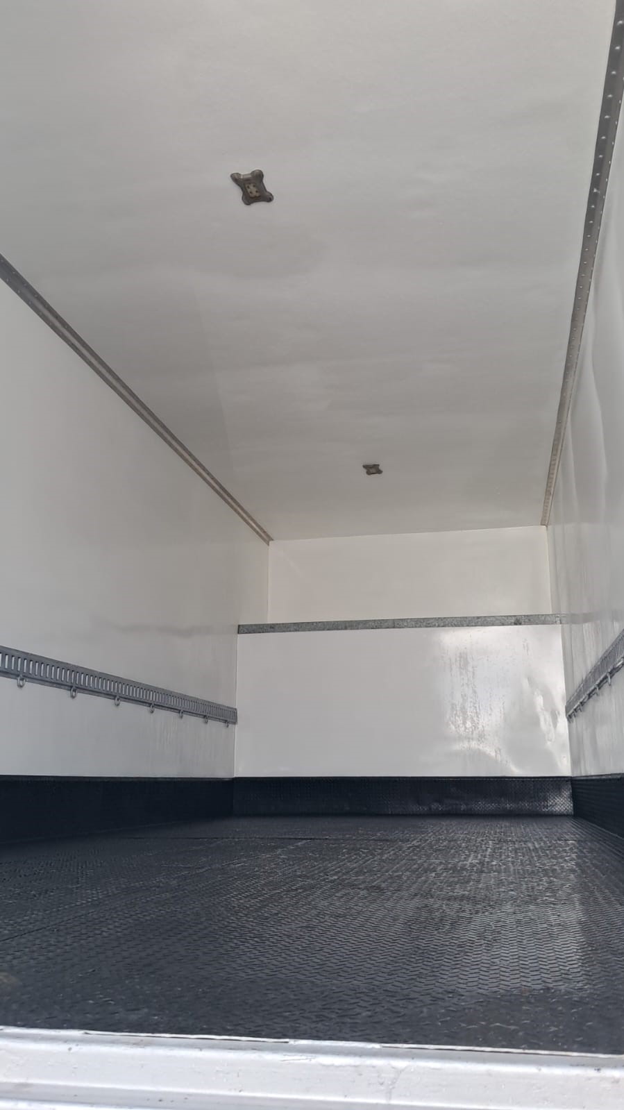 4300 LP 2016 CAJA SECA