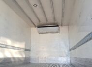 CT6  2021CON CAJA REFRIGERADA