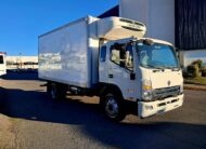 CT6  2021CON CAJA REFRIGERADA