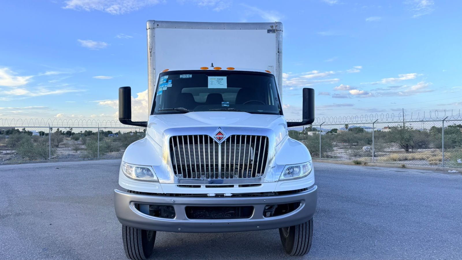 INTERNATIONAL MV 6X2 2024 CON CAJA CONSERVADORA 2020