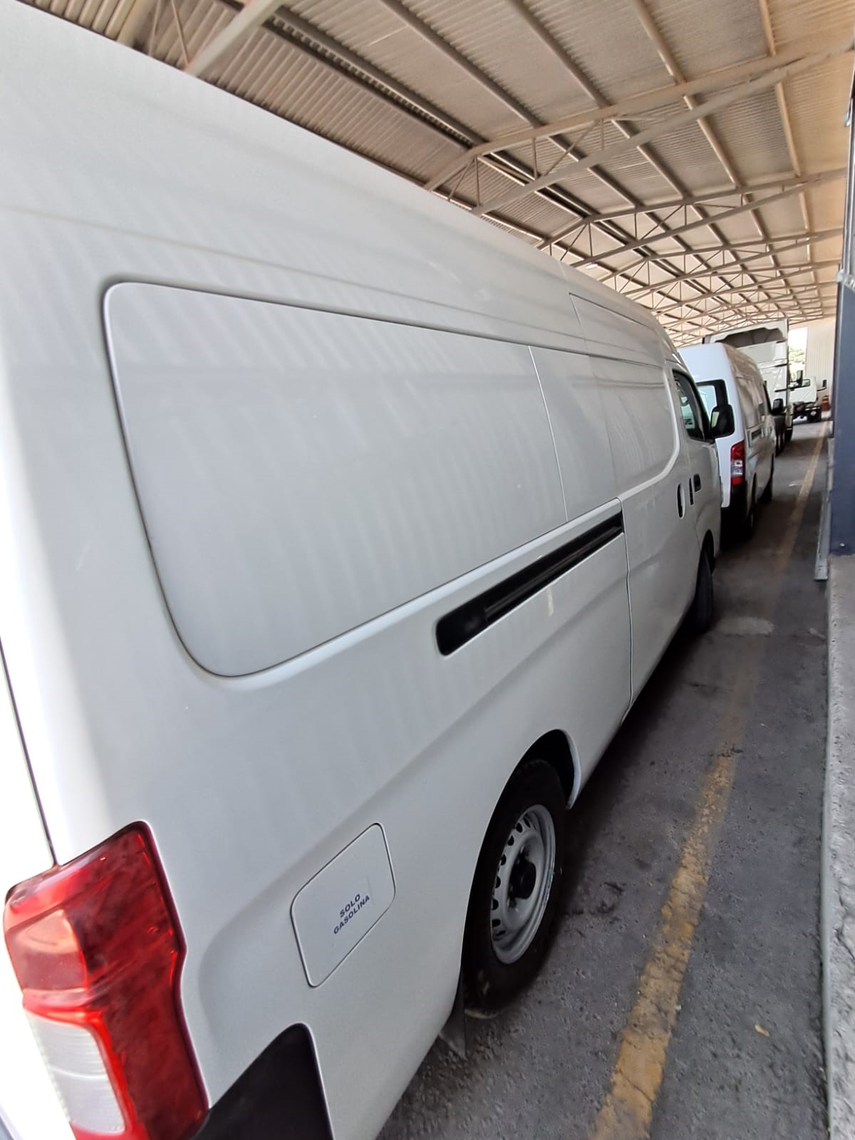 NISSAN URVAN PANEL 2024 (Lote de 3)