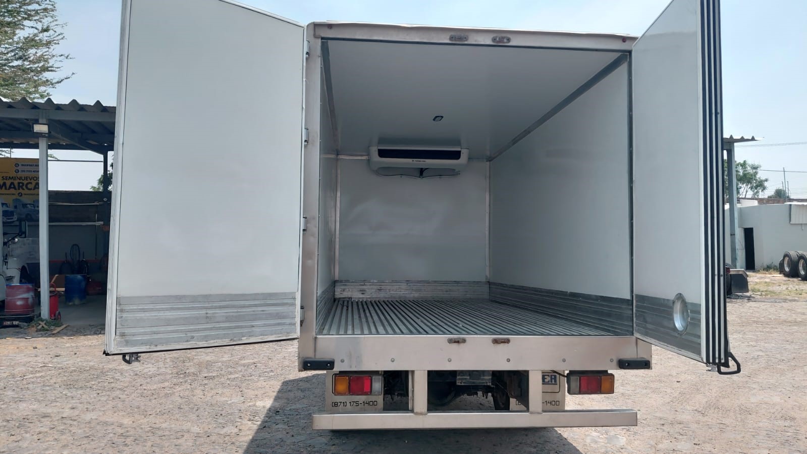 ISUZU ELF 400 2021 CAJA REFRIGERADA