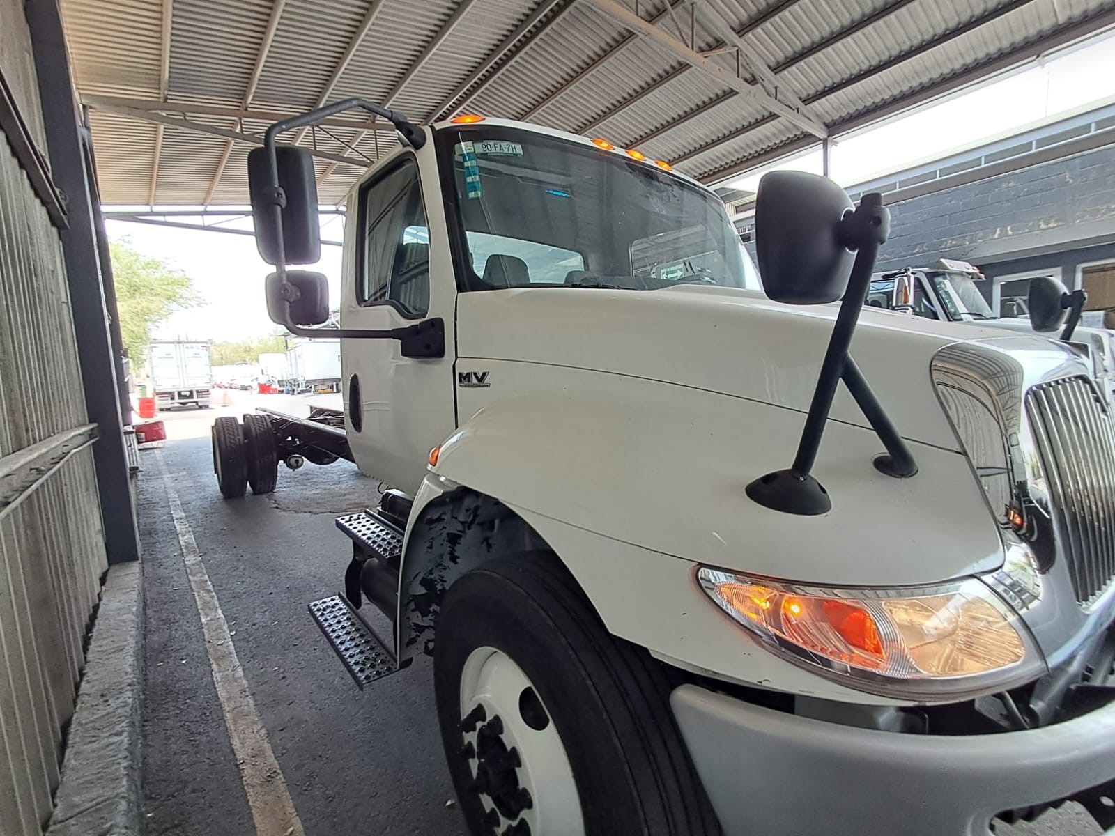 MV 35K 4X2 2023