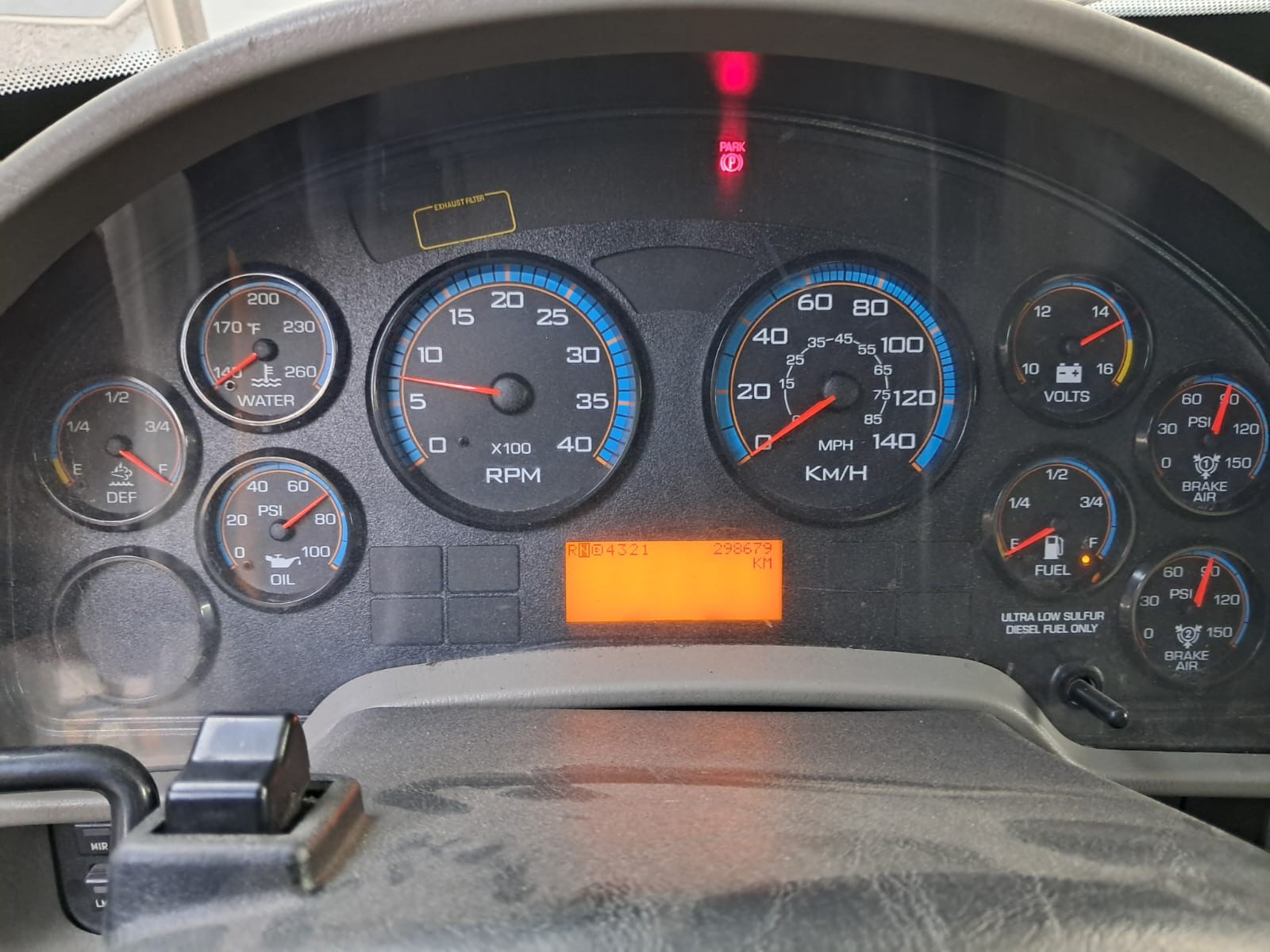 4300 4X2 5TA. RUEDA 2018