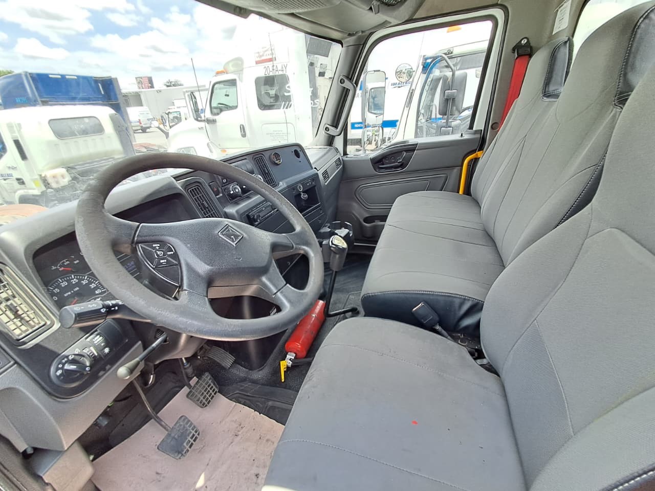 MV 35K 2023 (Chasis Recortado)