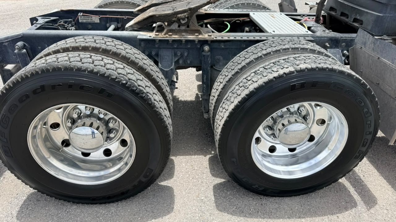 INTERNATIONAL LT625 EUROV 2022